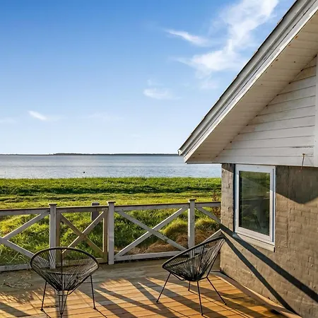 Esben - 15m From The Sea By Interhome *