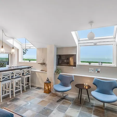 Esben - 15m From The Sea By Interhome